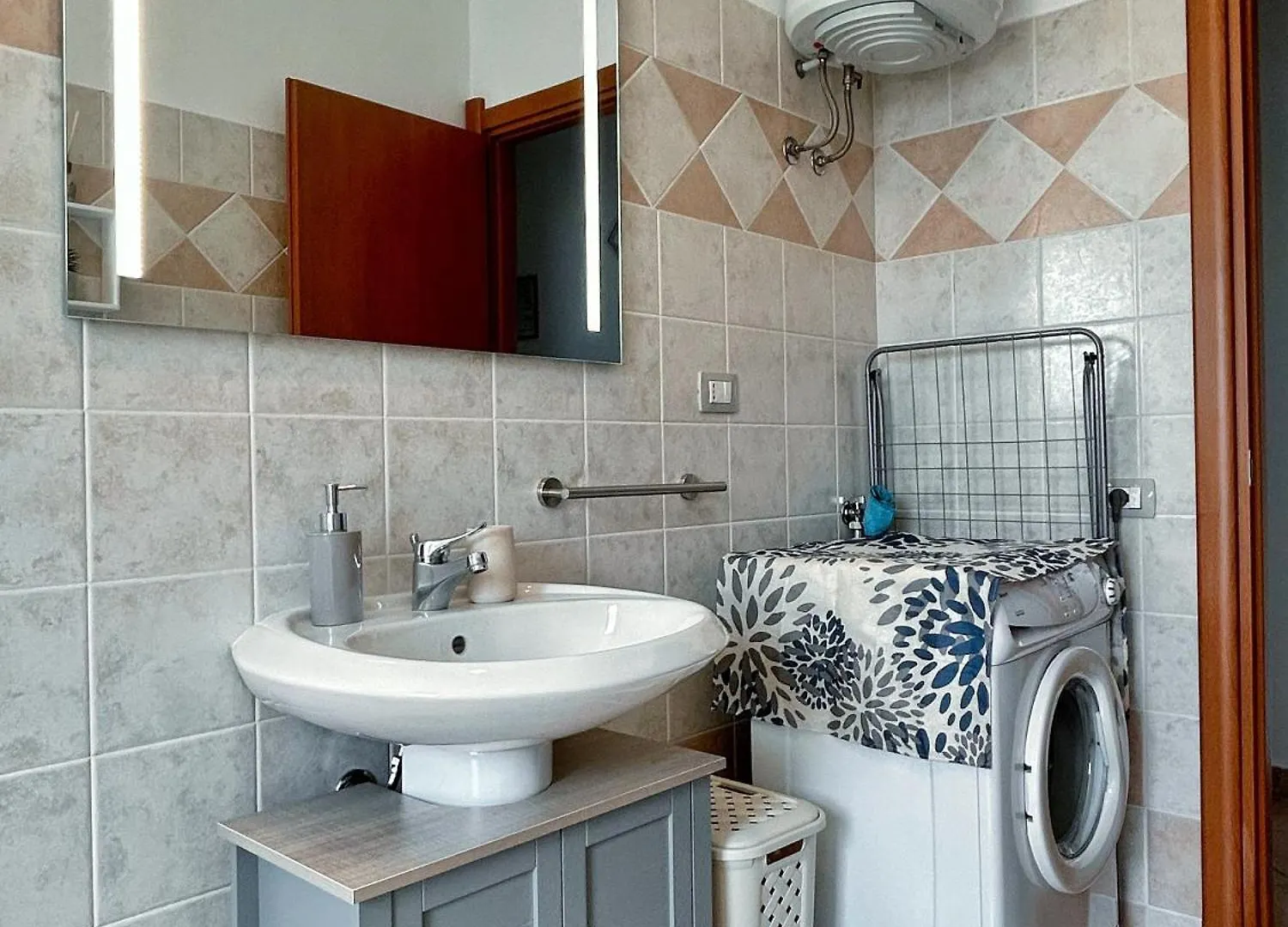 Zefiro Apartment Càbras